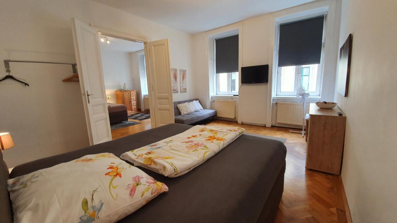 Gorgeous Viennese Apartment 10 Min To City Center Eksteriør bilde