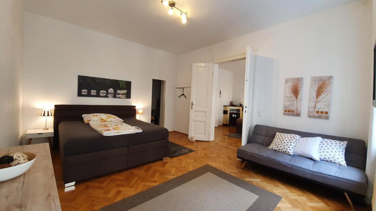 Gorgeous Viennese Apartment 10 Min To City Center Eksteriør bilde